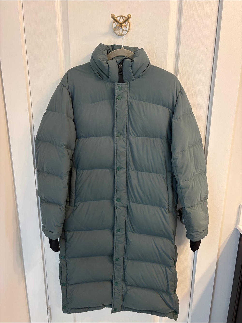 Aritzia- Long Puffer Coat- Super Puff™ Long - cliMATTE™